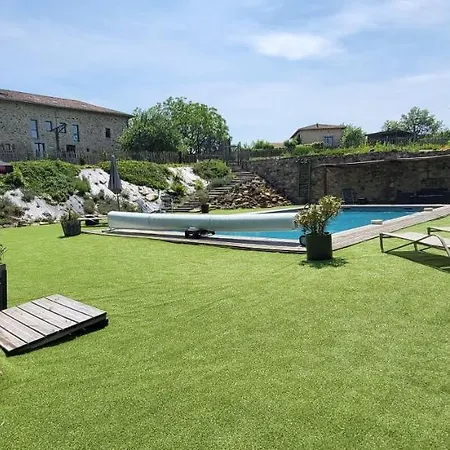 Les Tillets -noyer 別荘 *