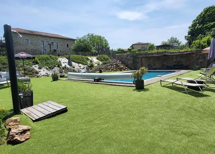 Les Tillets -noyer 度假居 *